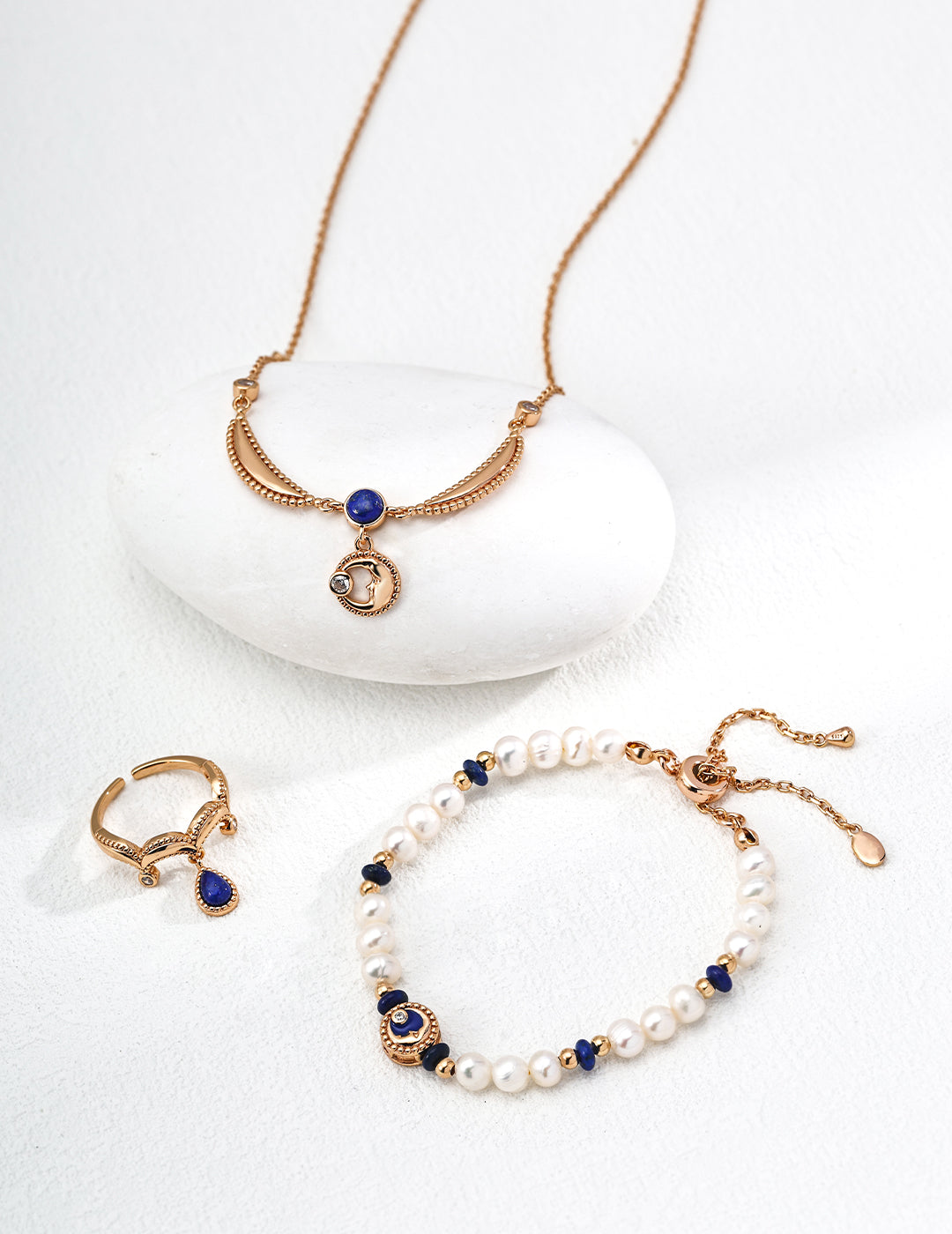 Vintage Sterling Silver Natural Pearl and Lapis Lazuli Bracelet