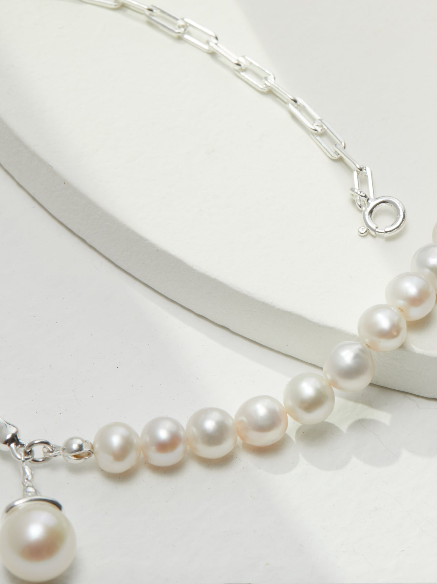 10MM Large-Sized Flawless Round Pearl Necklace in Natural Silver Finish