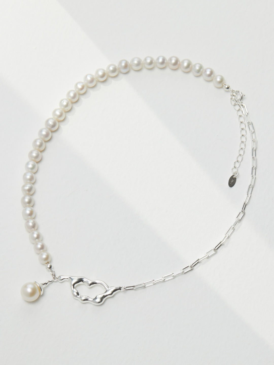 10MM Large-Sized Flawless Round Pearl Necklace in Natural Silver Finish