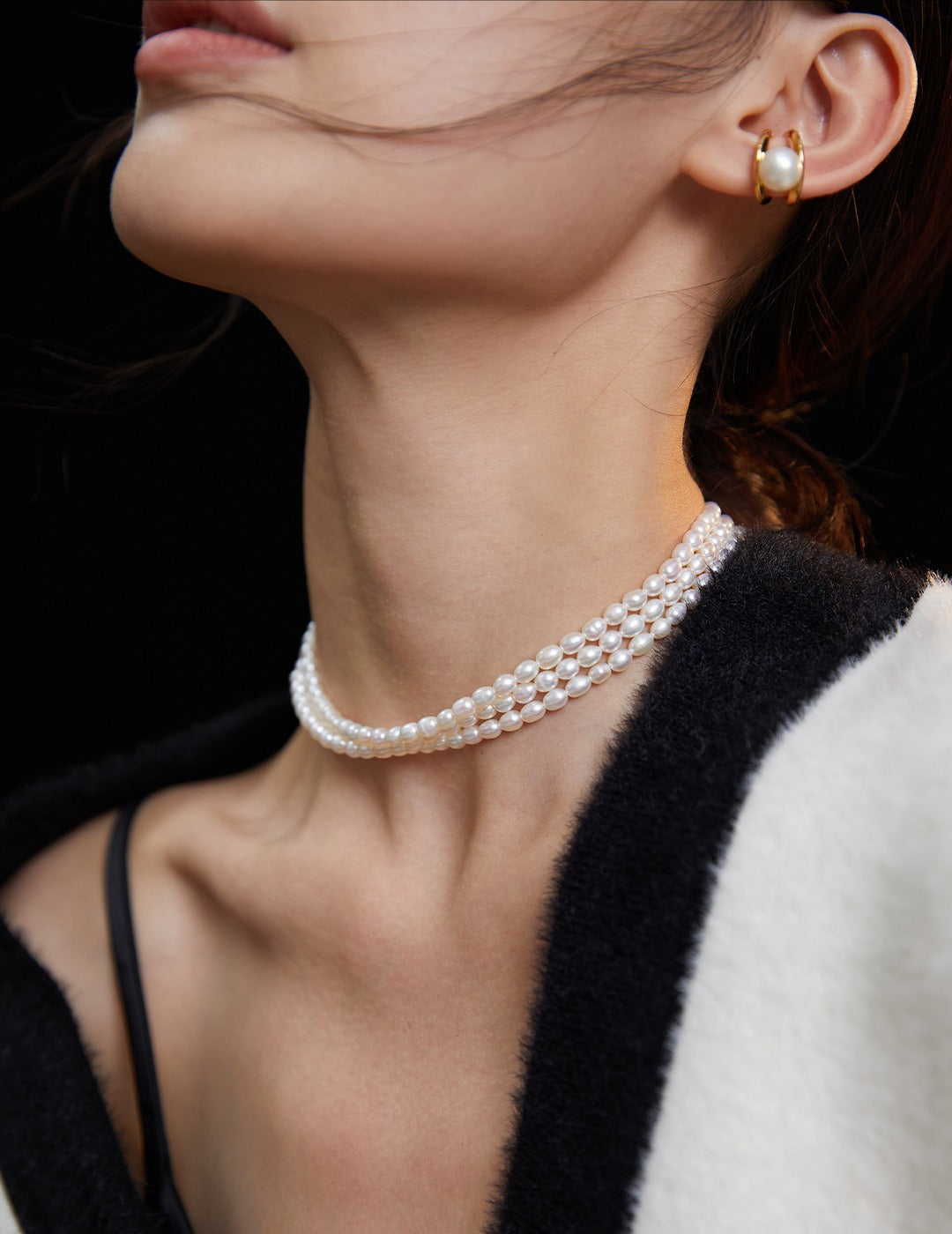 Renaissance-Inspired Must-Have: Rice Pearl Necklace