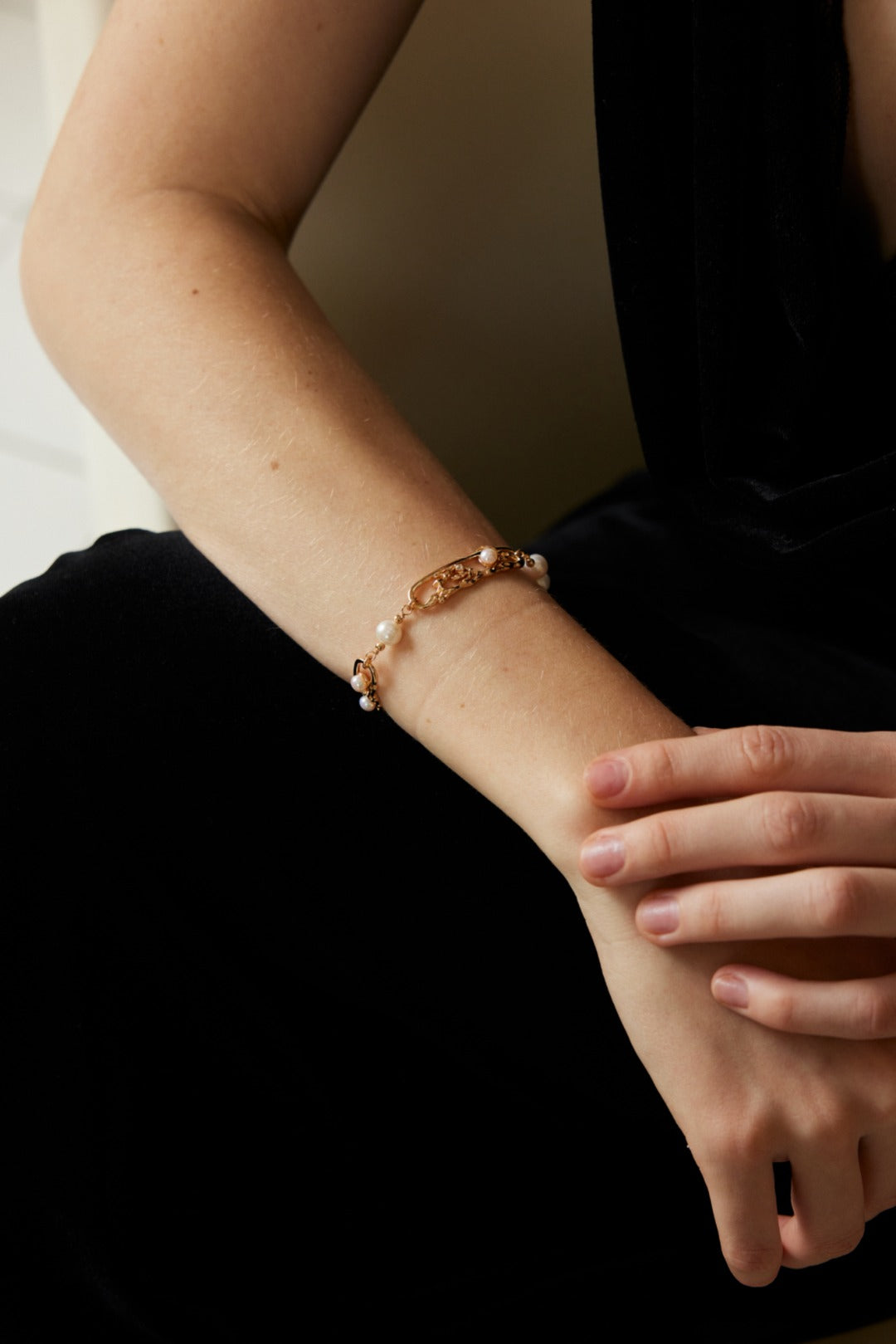 Vintage Sterling Silver Natural Pearl Bracelet