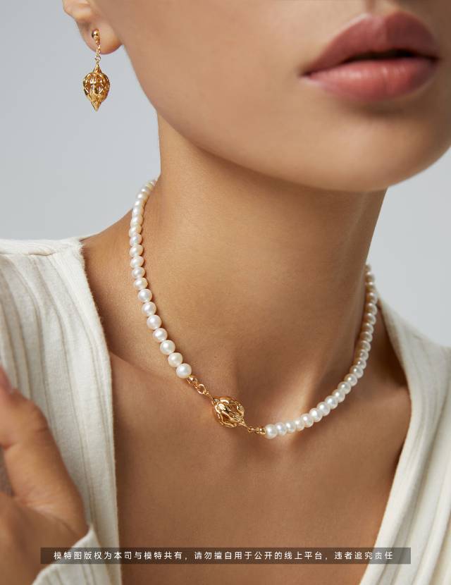 Nature Collection: Floral Cluster Sterling Silver Pearl Necklace
