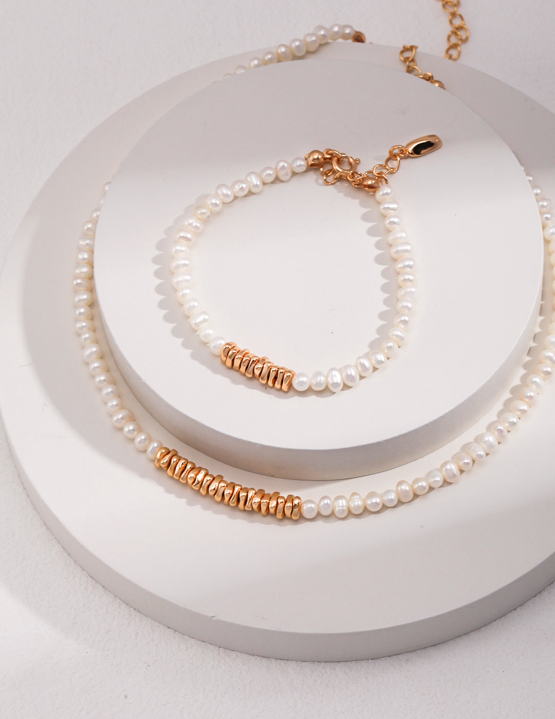 Granulated Sterling Silver Pearl Necklace: Refined Simplicity and Grace