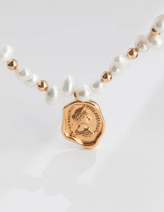 Queen Natural Pearl Necklace