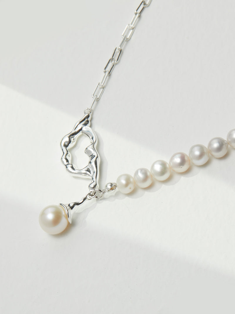 10MM Large-Sized Flawless Round Pearl Necklace in Natural Silver Finish